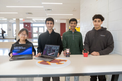 Fairfax Co. students create app to find signs of oral cancer