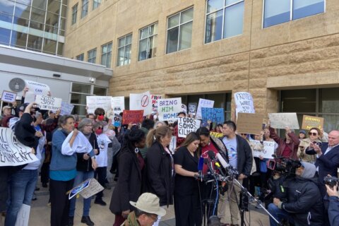 US judge presses Trump administration on its refusal to return Kilmar Abrego Garcia
