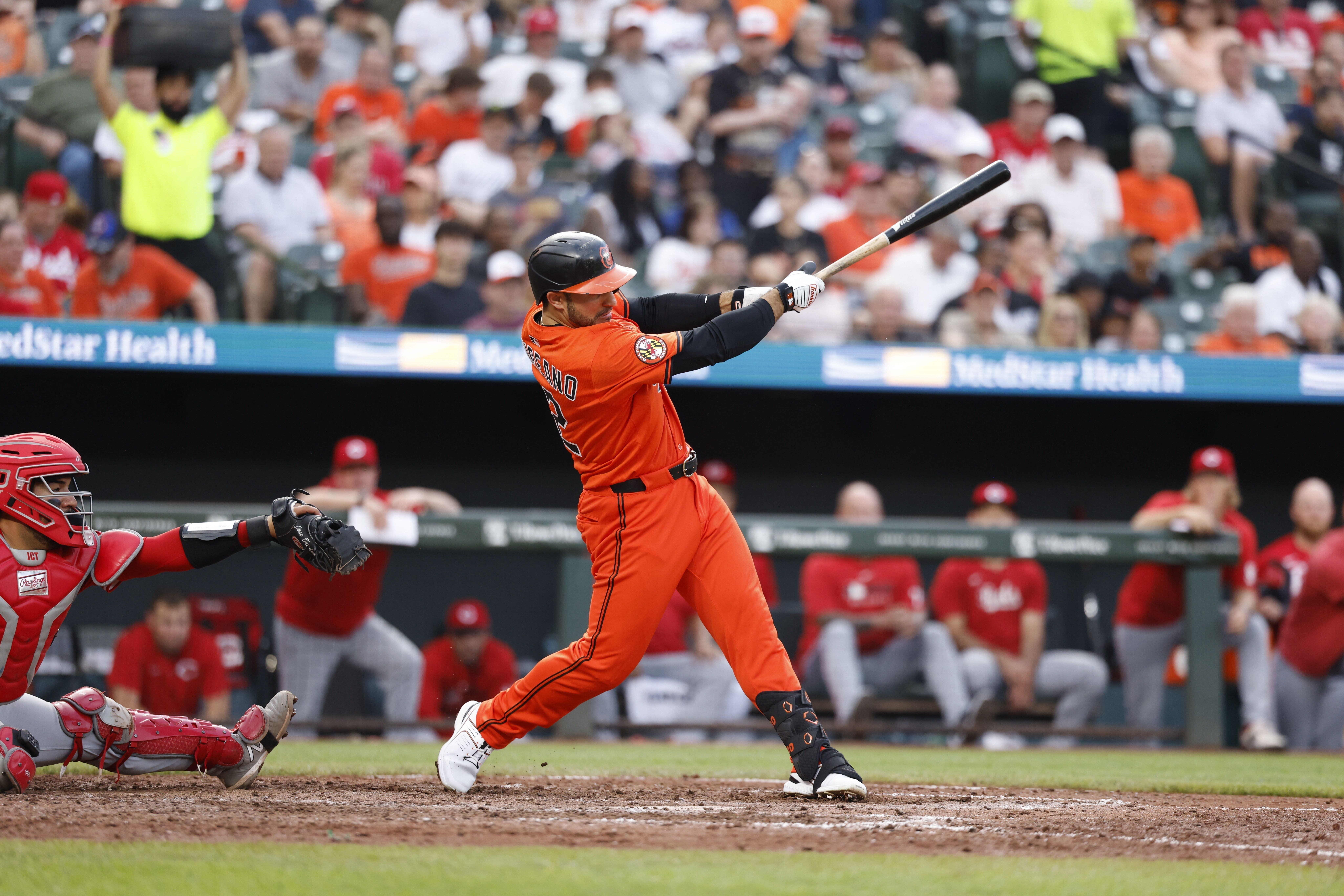 Laureano hits 2 of the Orioles’ 5 homers in their 9-5 victory over Cincinnati
