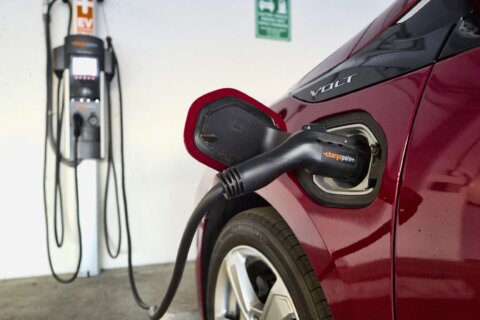The best 2025 hybrid and electric cars, according to US News & World Report