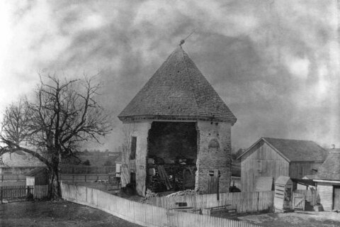How a fight over gunpowder helped spur the American Revolution in Virginia 250 years ago