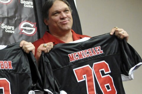 Chicago Bears great Steve McMichael dies at 67 after battle with ALS
