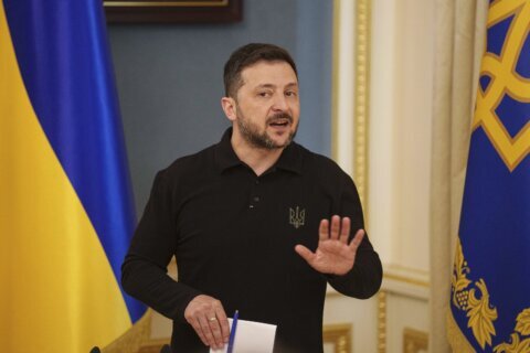 Trump says Zelenskyy is prolonging war in Ukraine by resisting calls to cede Crimea to Russia