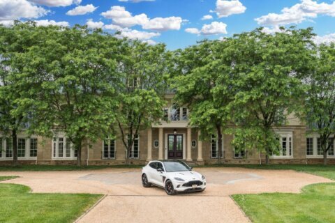 The top real estate tip someone who sells DC mansions has for any home seller