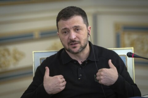 Analysis: Ukraine gets tepid European support after Trump swipe at Zelenskyy