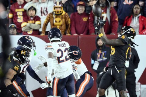Commanders are re-signing wide receiver Noah Brown to 1-year deal, AP source says